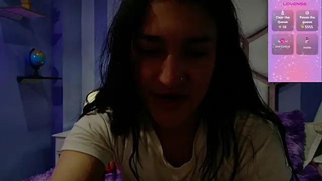 Snapshot of yvi_taylor chatting on July 30, 2026, 12:37 pm yvi taylor online show from July 30, 2026, 12:37 pm