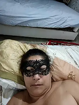 PatriciaGrajales online show from January 14, 2026, 11:05 am