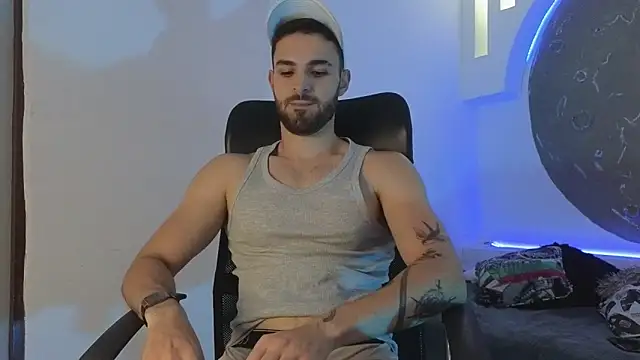 Apolo lux1 online show from February 4, 2026, 8:25 pm