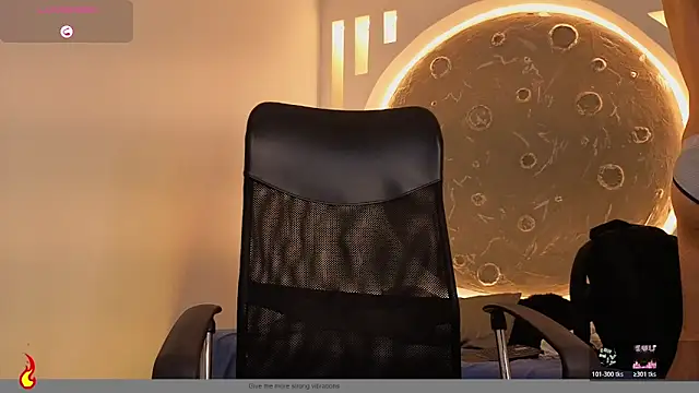 Snapshot of Apolo_lux1 chatting on July 1, 2026, 7:57 pm Apolo lux1 online show from July 1, 2026, 7:57 pm