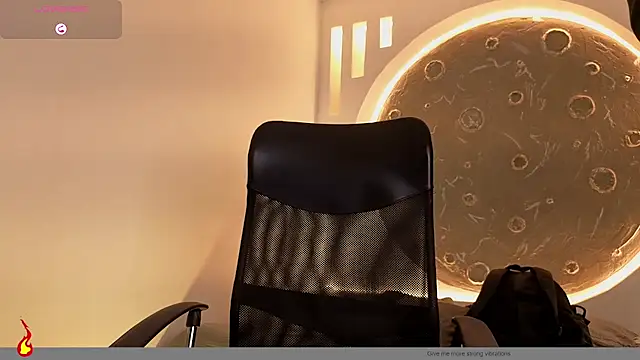 Snapshot of Apolo_lux1 chatting on July 10, 2026, 7:38 pm Apolo lux1 online show from July 10, 2026, 7:38 pm