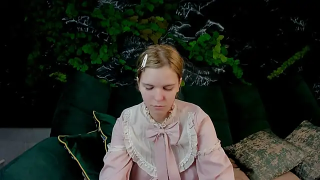 ALZA AZURE online show from February 15, 2026, 7:10 pm