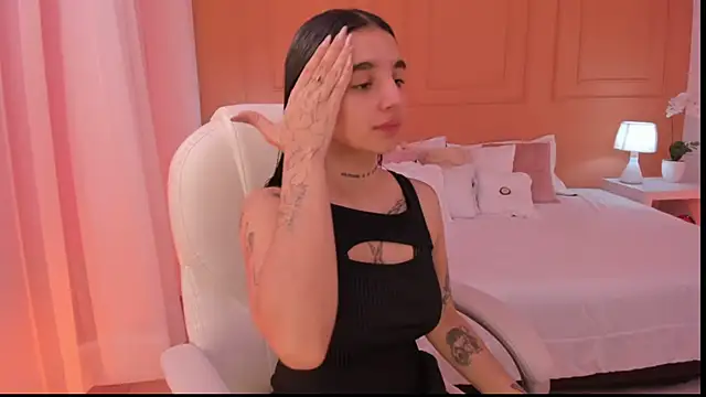 Abriil cutee online show from June 11, 2026, 1:09 pm