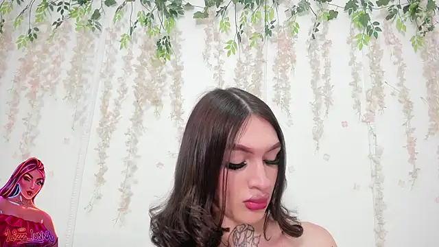 lizz lunna online show from April 13, 2026, 8:58 pm