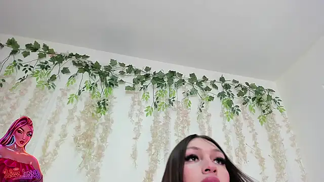 lizz lunna online show from April 22, 2026, 10:00 pm