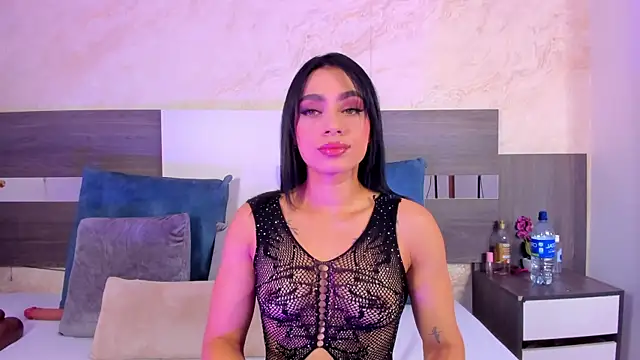 Snapshot of suzan_jane chatting on July 5, 2026, 12:39 am suzan jane online show from July 5, 2026, 12:39 am