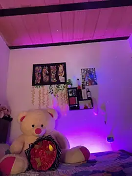 Snapshot of Carita_traviesa4 chatting on August 5, 2026, 1:41 am Carita traviesa4 online show from August 5, 2026, 1:41 am