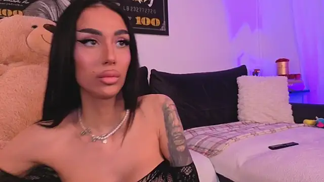 KimNaty online show from January 16, 2026, 7:18 pm