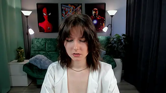 KikaOsterman online show from April 21, 2026, 8:20 am