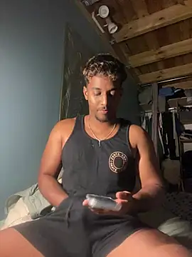 Axel black10 online show from April 21, 2026, 9:50 pm