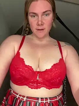 SexyBlondJoanna online show from February 11, 2026, 5:51 pm