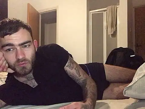 jacobsex221 online show from April 28, 2026, 10:59 pm