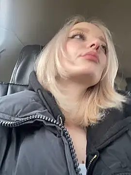 aka Blonde online show from April 25, 2026, 7:22 am