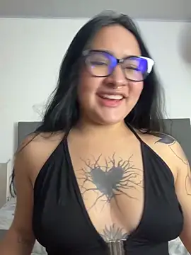 Snapshot of Diosa_lunar1 chatting on May 27, 2026, 12:29 am Diosa lunar1 online show from May 27, 2026, 12:29 am