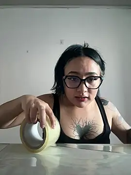 Snapshot of Diosa_lunar1 chatting on May 30, 2026, 10:07 pm Diosa lunar1 online show from May 30, 2026, 10:07 pm