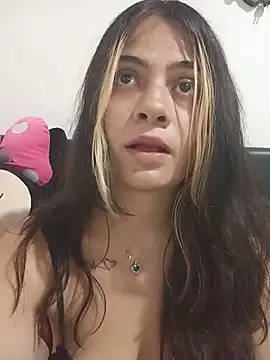 Snapshot of Megan_nica chatting on May 16, 2026, 5:45 pm Megan nica online show from May 16, 2026, 5:45 pm