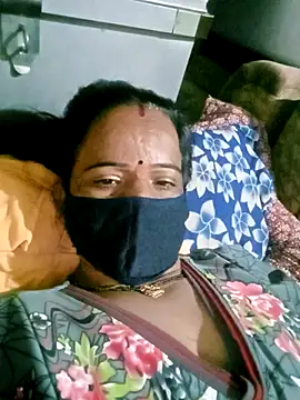 kiiuu sexe online show from February 12, 2026, 4:51 am