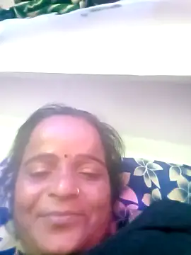 kiiuu sexe online show from March 13, 2026, 5:41 pm