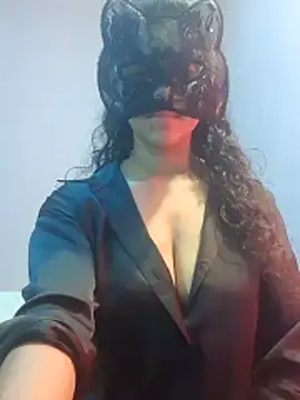 cutehotwife online show from May 13, 2026, 5:43 pm