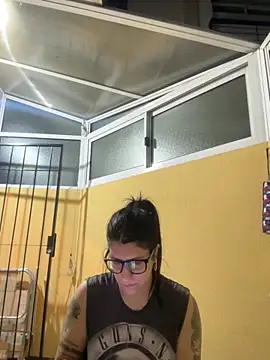 Snapshot of onfire-azulita chatting on April 14, 2026, 12:38 am onfire-azulita online show from April 14, 2026, 12:38 am