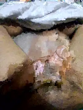 aadihott online show from January 17, 2026, 10:42 am