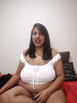 IndianBearxx online show from June 9, 2026, 5:24 pm