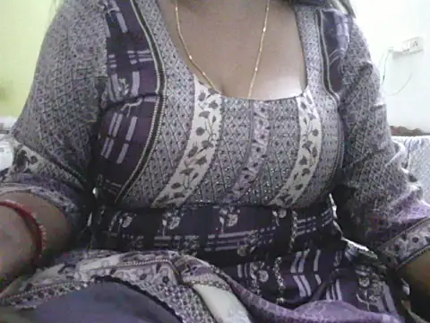 Snapshot of mohini_bhabhi chatting on July 4, 2026, 8:09 am mohini bhabhi online show from July 4, 2026, 8:09 am