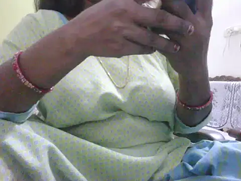 Snapshot of mohini_bhabhi chatting on July 16, 2026, 3:29 pm mohini bhabhi online show from July 16, 2026, 3:29 pm