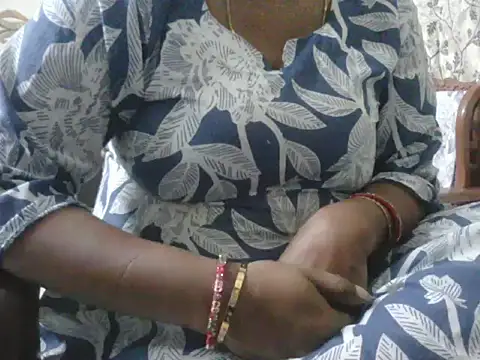 Snapshot of mohini_bhabhi chatting on July 29, 2026, 2:21 am mohini bhabhi online show from July 29, 2026, 2:21 am