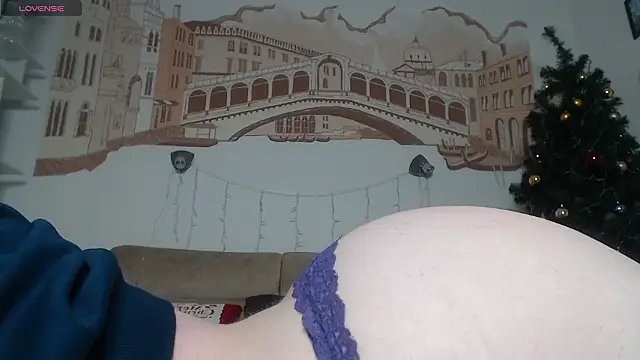 Secret Emma online show from January 16, 2026, 12:42 pm