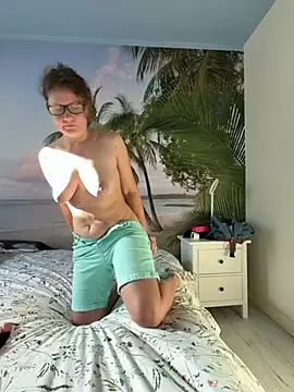 Faucettes online show from April 24, 2026, 6:49 am