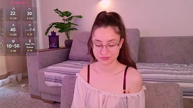 Snapshot of classy____ chatting on May 25, 2026, 3:07 pm classy online show from May 25, 2026, 3:07 pm