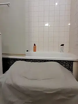 80julien online show from March 16, 2026, 6:45 pm