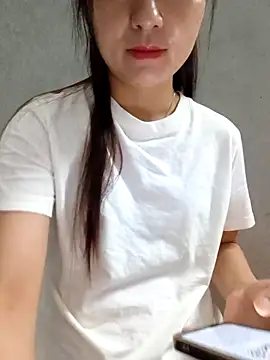 Vanvan68xx online show from April 24, 2026, 8:55 pm