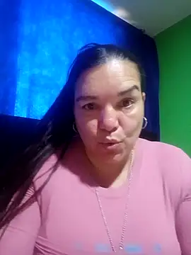 Snapshot of lee_hot chatting on February 1, 2026, 3:21 pm lee hot online show from February 1, 2026, 3:21 pm