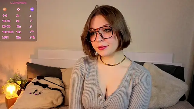 Next2Marie online show from April 12, 2026, 5:56 am