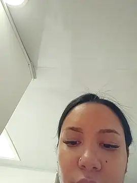 soffi joness23 online show from April 20, 2026, 6:20 pm