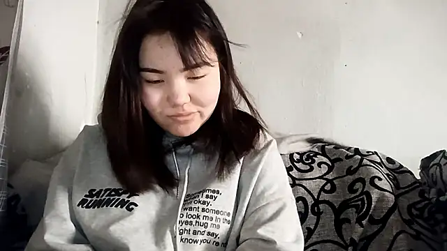 Snapshot of MollyAsian chatting on February 6, 2026, 4:28 am MollyAsian online show from February 6, 2026, 4:28 am