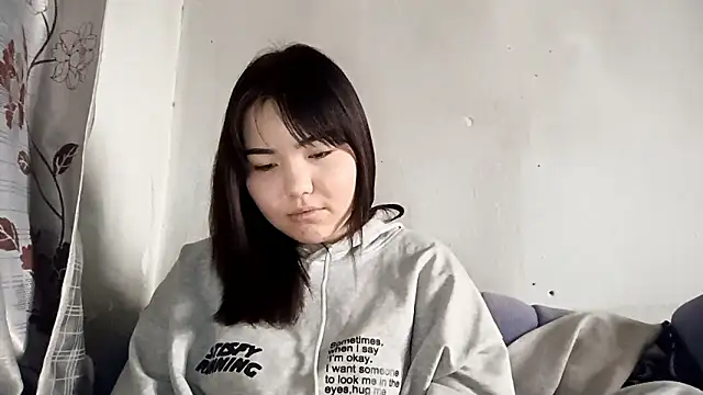 Snapshot of MollyAsian chatting on February 7, 2026, 4:16 am MollyAsian online show from February 7, 2026, 4:16 am