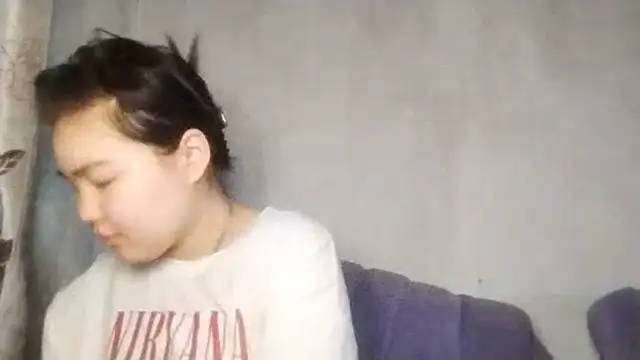 Snapshot of MollyAsian chatting on March 6, 2026, 5:15 am MollyAsian online show from March 6, 2026, 5:15 am