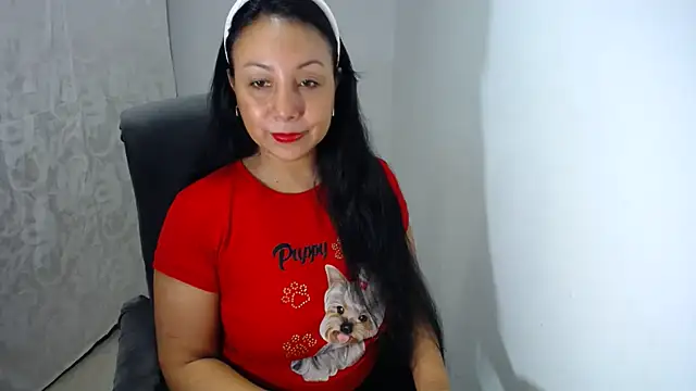 soyElena46 online show from June 8, 2026, 12:05 pm