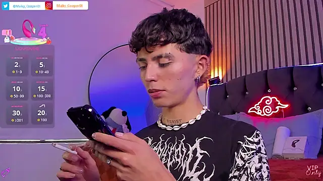 Snapshot of Maiky_Cooper01 chatting on July 15, 2026, 8:58 pm Maiky Cooper01 online show from July 15, 2026, 8:58 pm