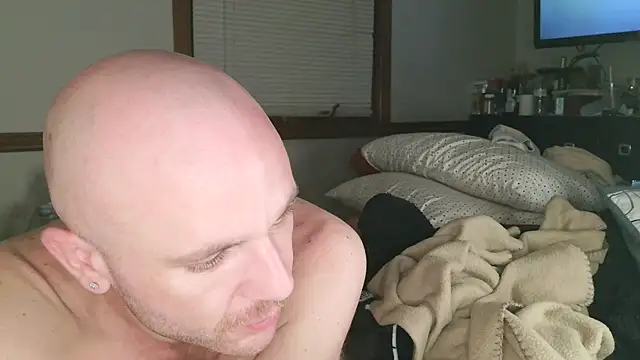 FrankieFuckMe online show from April 9, 2026, 6:41 am