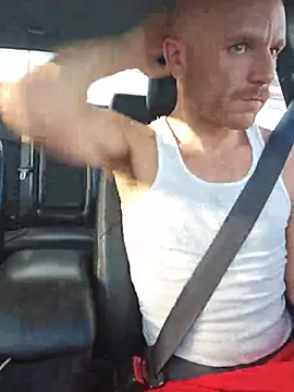 Snapshot of FrankieFuckMe chatting on July 10, 2026, 10:45 pm FrankieFuckMe online show from July 10, 2026, 10:45 pm