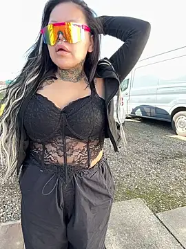 BaByDollxChloe online show from February 12, 2026, 8:37 pm