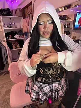 BaByDollxChloe online show from March 17, 2026, 10:18 am