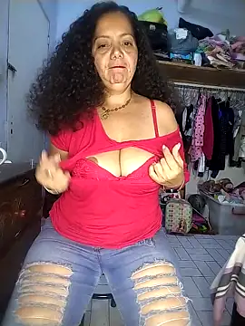 Gorditacarlota online show from March 12, 2026, 2:45 pm