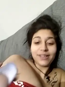 Roxanamadia online show from February 9, 2026, 8:13 pm