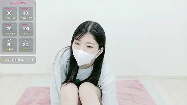 RIN ch 00 online show from May 4, 2026, 9:44 pm