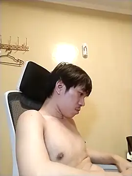 Snapshot of asian_guy67 chatting on May 29, 2026, 7:45 pm asian guy67 online show from May 29, 2026, 7:45 pm